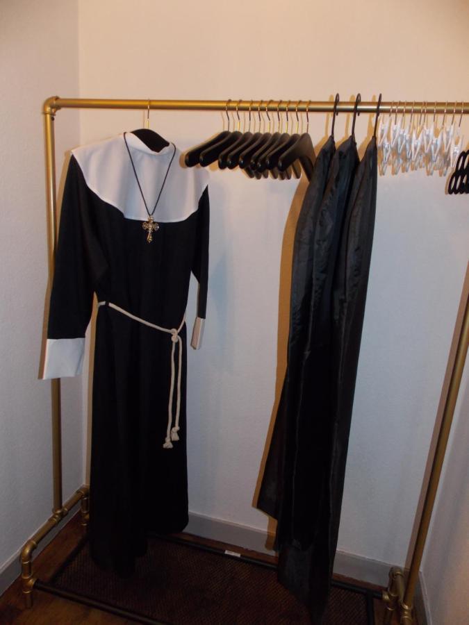 Chambre De La Nonne En Vacances ดอล-เดอ-เบรอตาญ ภายนอก รูปภาพ