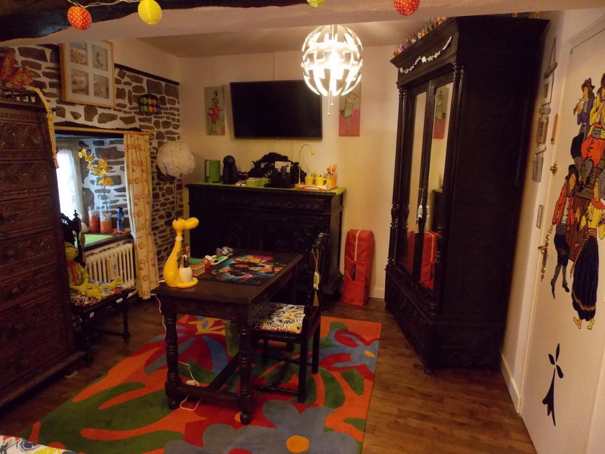 Chambre De La Nonne En Vacances ดอล-เดอ-เบรอตาญ ภายนอก รูปภาพ